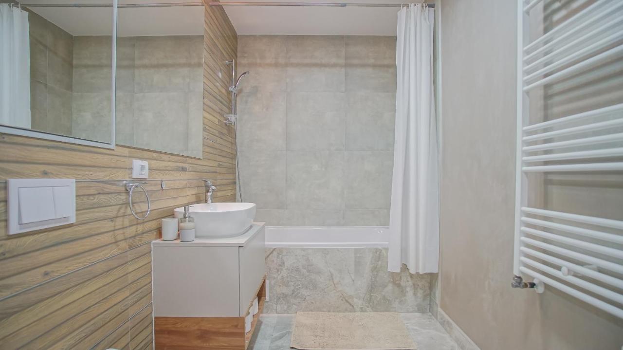Grandis Studio Coresi Брашов Экстерьер фото